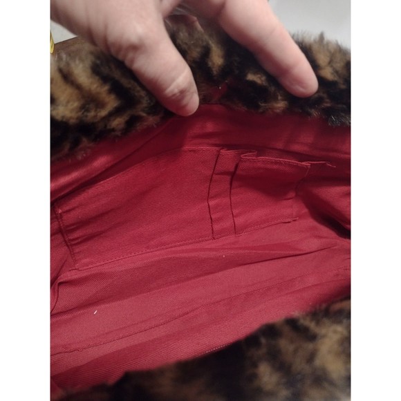 Vintage Faux Cheetah Fur Handbag With Bamboo Handles And Red Interior - Picture 7 of 9